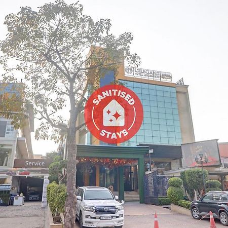 Oyo Townhouse 934 L'Elegant Hotel & Banquetby Ace Manor Ghaziabad Buitenkant foto