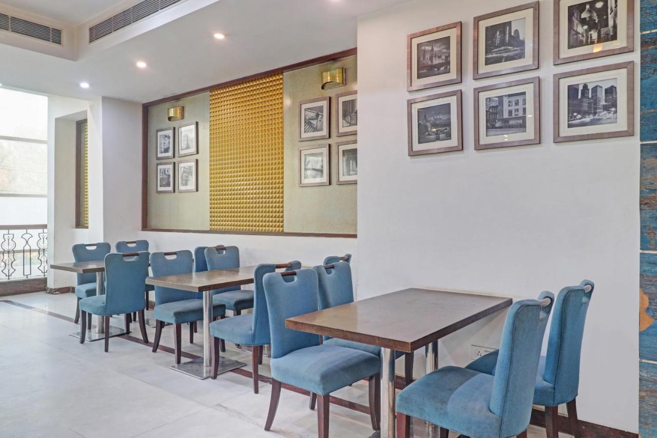 Oyo Townhouse 934 L'Elegant Hotel & Banquetby Ace Manor Ghaziabad Buitenkant foto