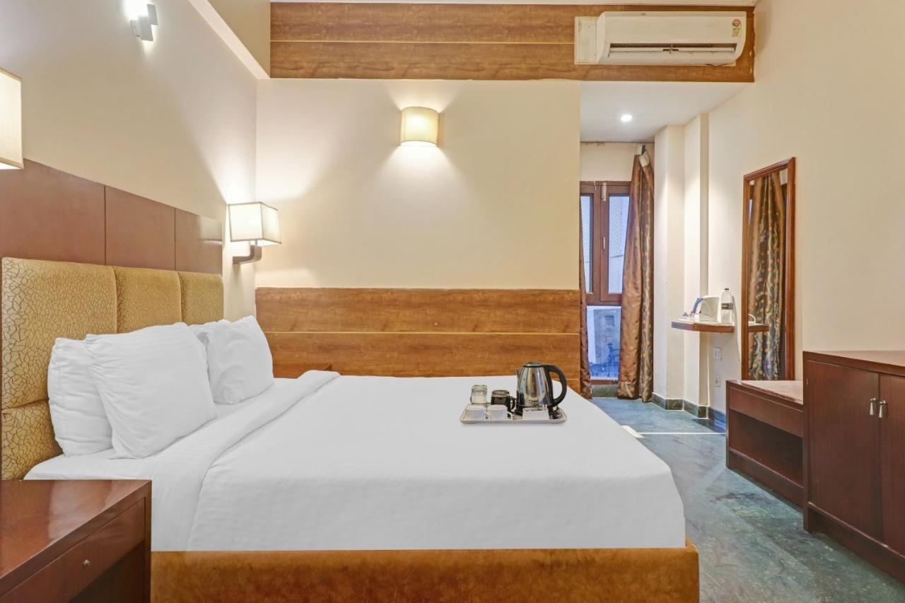 Oyo Townhouse 934 L'Elegant Hotel & Banquetby Ace Manor Ghaziabad Buitenkant foto